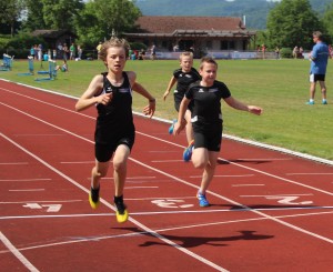 Leon Enkelmann (im Bild vorne gefolgt von Dustin Luft und Nils Ebke) holte drei Titel bei den Kreismeisterschaften 2015