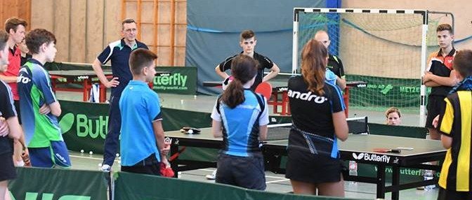 Internationaler Tischtennis Sommerlehrgang in Höchst